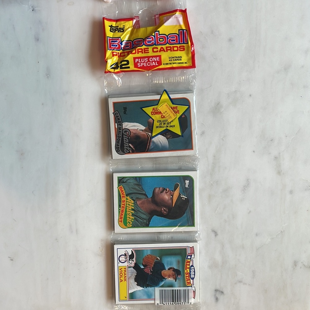 Unopened Topps 1989 Baseball Cards